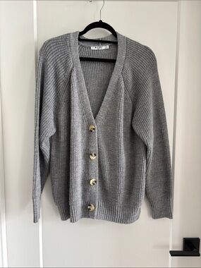 NA-KD Gray Ribbed V-Neck Button Cardigan